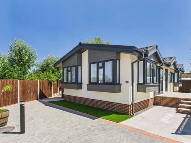 House for sale in Gloucester, Gloucestershire