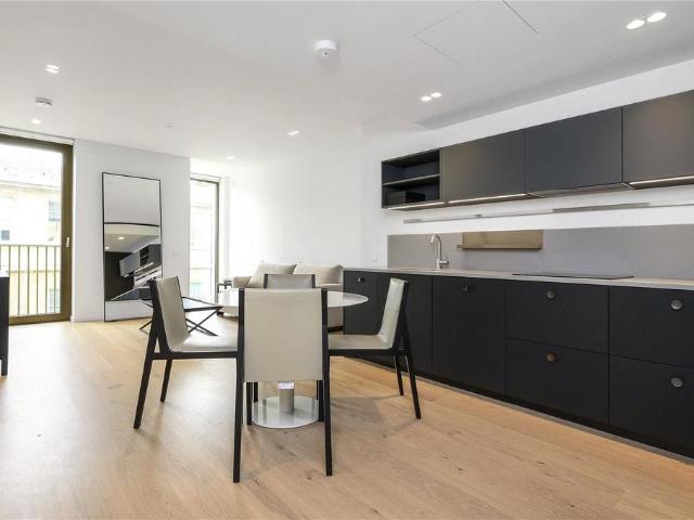 Apartment for rent in St Paul's, Greater London