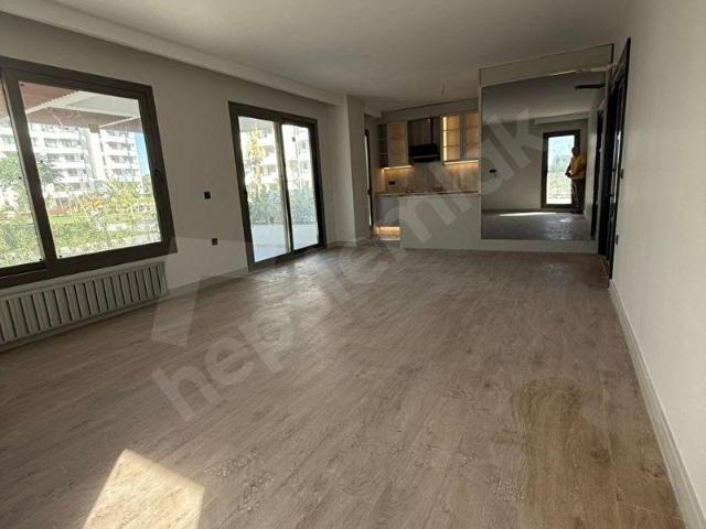Seyhan, Adana içerisinde satılık mülk