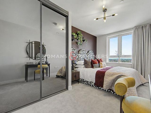 Apartment for rent in Scrattons Farm, Greater London