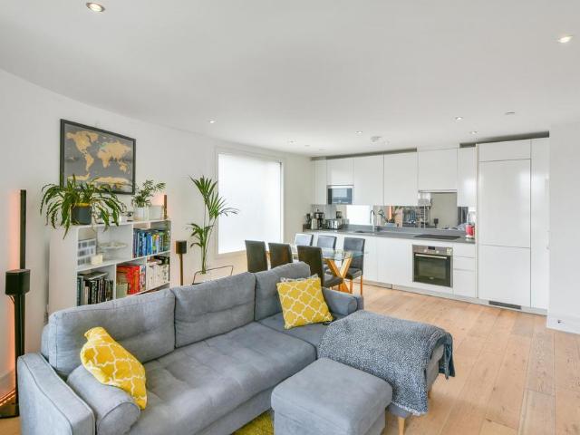 House for rent in Clapham, Greater London