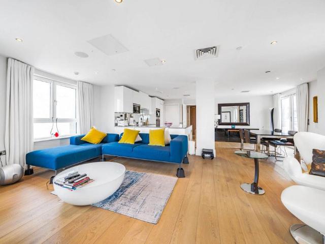 House for rent in Clapham, Greater London