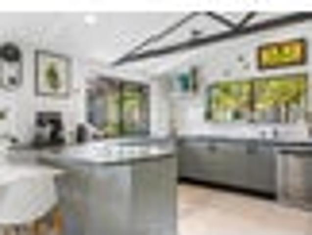 House for sale in North Loburn, Canterbury