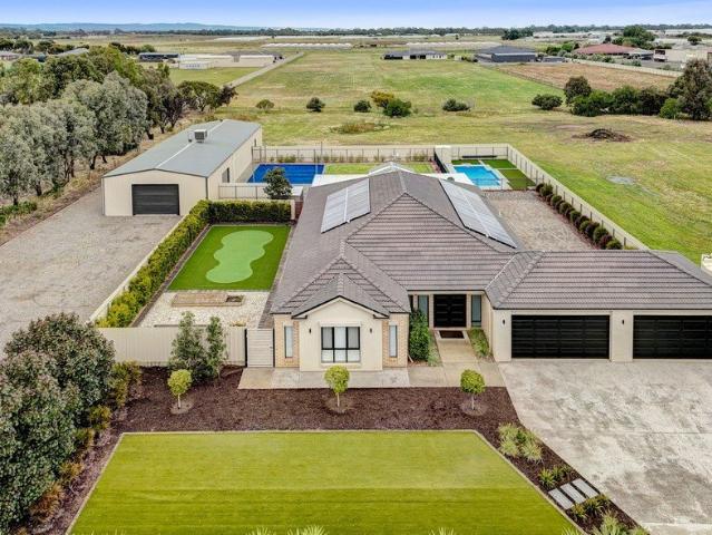 House for sale in Lewiston, Adelaide Plains Council