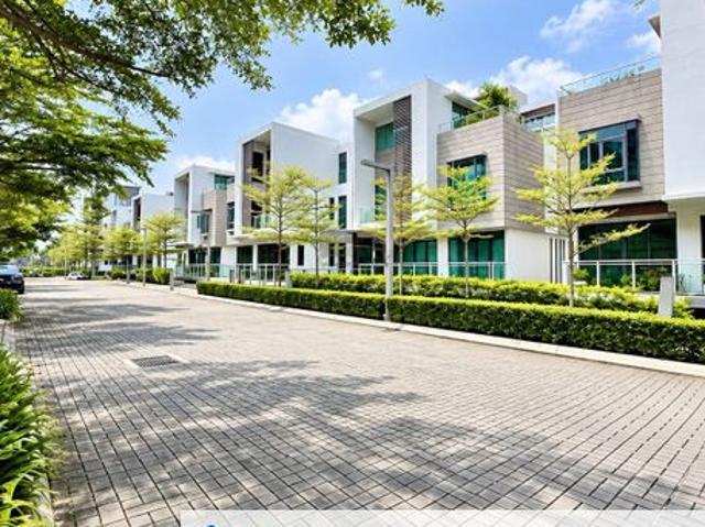 House for sale in The Light Waterfront, George Town