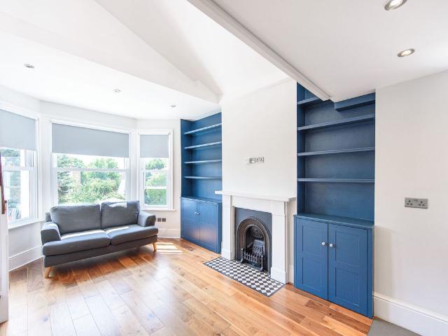 Studio for rent in New Southgate, Greater London