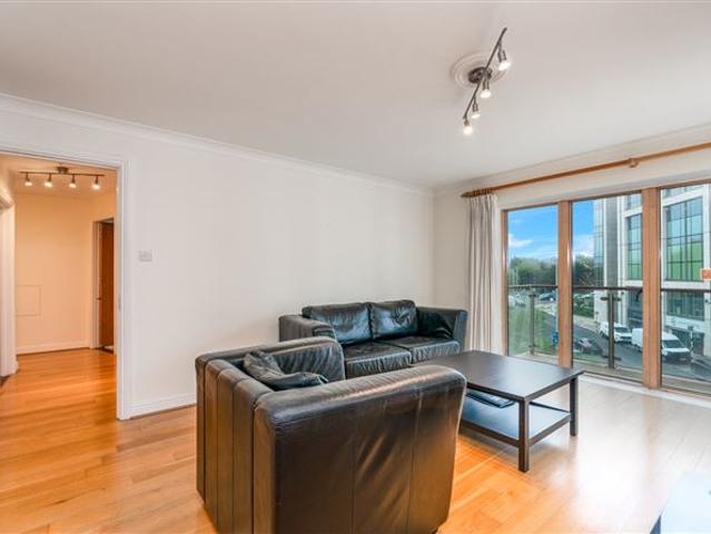 Apartment to rent in Bluebell, North Tipperary