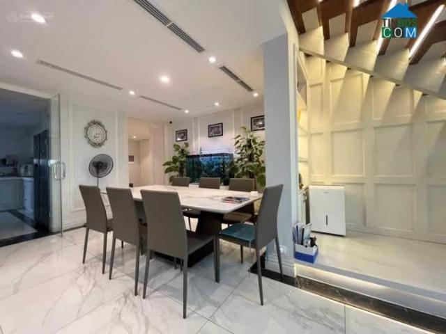 Căn hộ cho thuê tại Hoàn Kiếm, Hà Nội