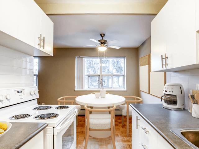 Apartment for rent in St. Leonard's, Quebec