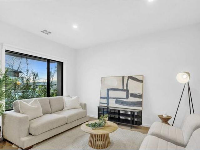 Townhouse for rent in Camerons Creek, Victoria