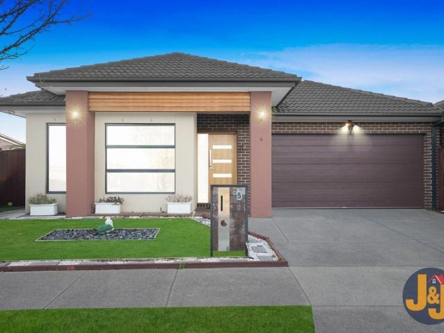House for rent in Summerhill Estate, Melbourne