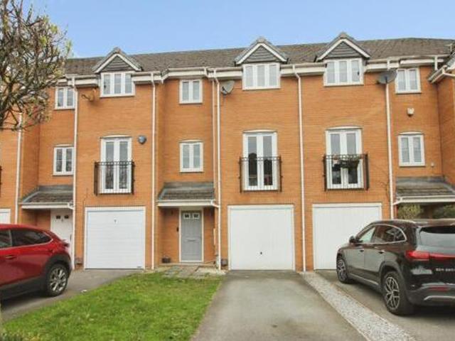 House for sale in Woodlesford, West Yorkshire