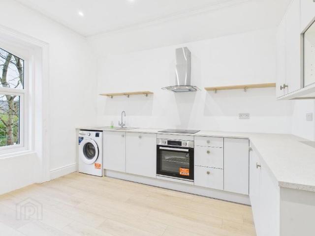 Apartment for rent in Dunmurry, Northern Ireland