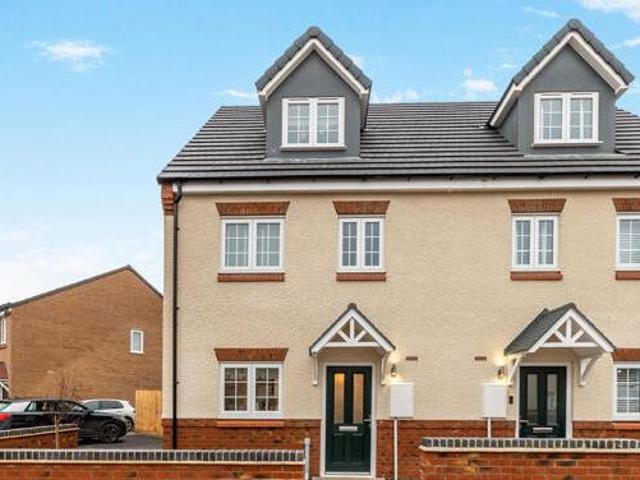 House for sale in Camp Hill, Warwickshire