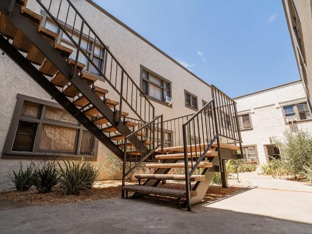 Apartment for rent in Long Beach, California