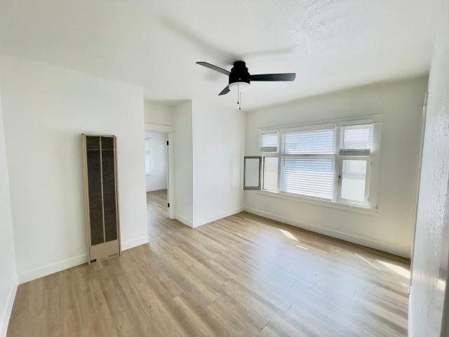 Apartment for rent in Long Beach, California