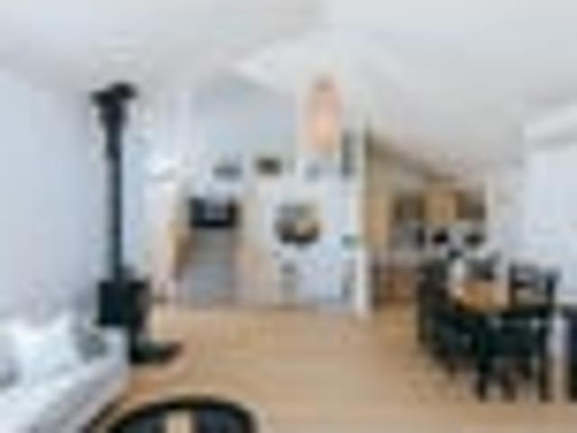 House for sale in Surfdale, Waiheke