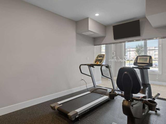 Apartment for rent in Stonington Park, Bedford