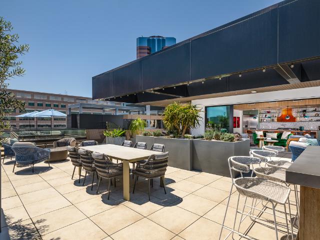 Apartment for rent in Long Beach, California