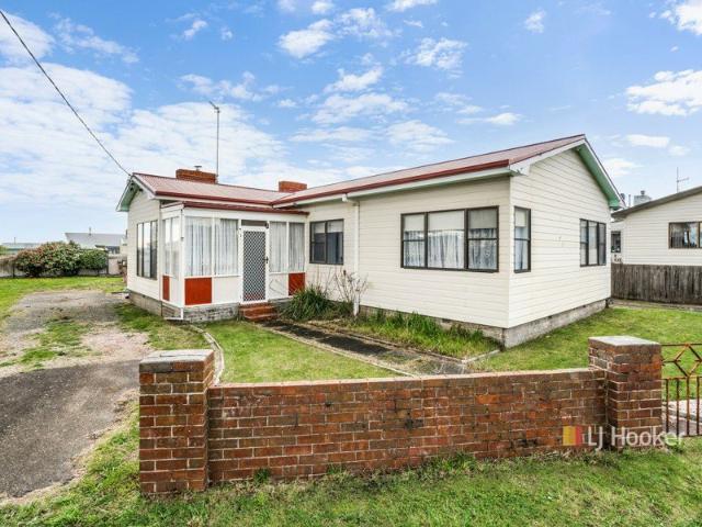 House for sale in Ulverstone, Tasmania