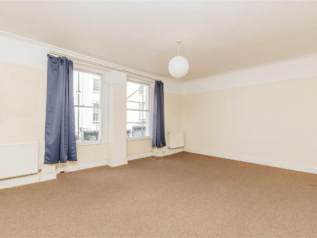 Apartment for rent in Hotwells, Feckenham