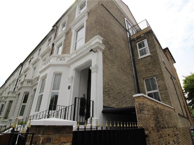Apartment for rent in London Borough of Ealing, Greater London