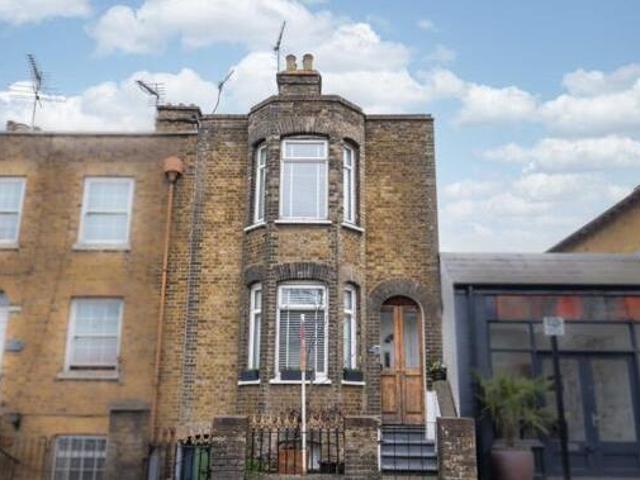 House for sale in Preston, Oad Street