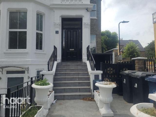 Apartment for rent in London Borough of Ealing, Greater London