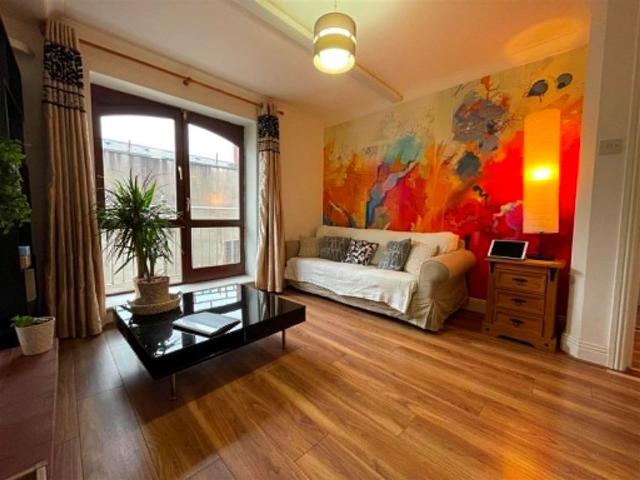 Apartment to rent in Bluebell, North Tipperary