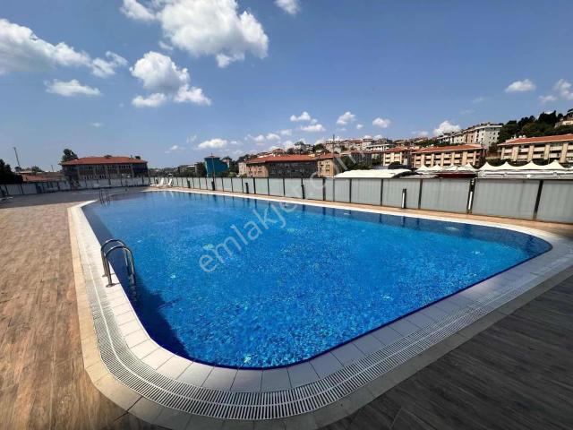 Kadiköy, İstanbul içerisinde kiralık mülk