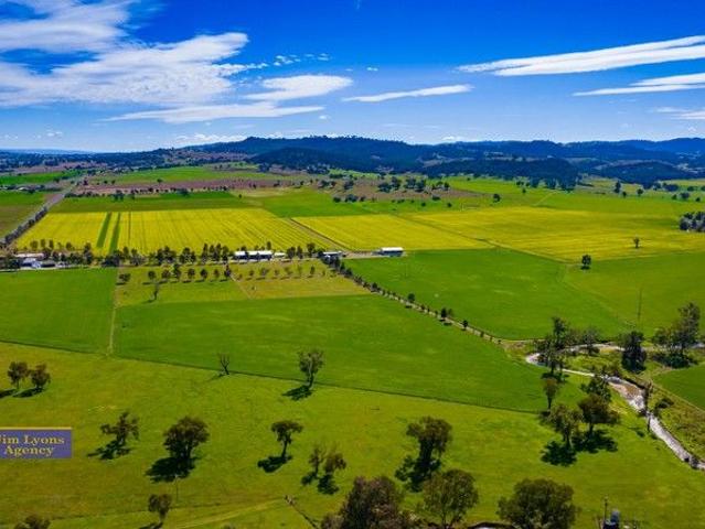 Cottage for sale in Piallamore, New South Wales