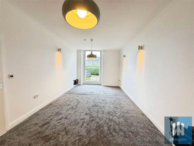 Apartment for rent in South Crosland, Kirklees