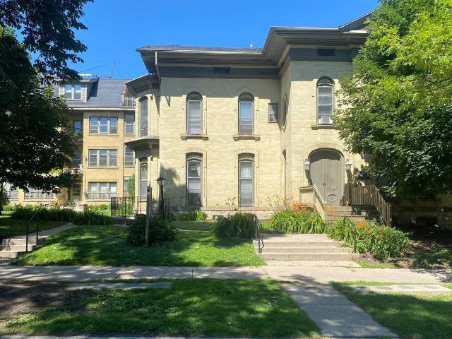 Apartment for rent in Juneautown, Milwaukee