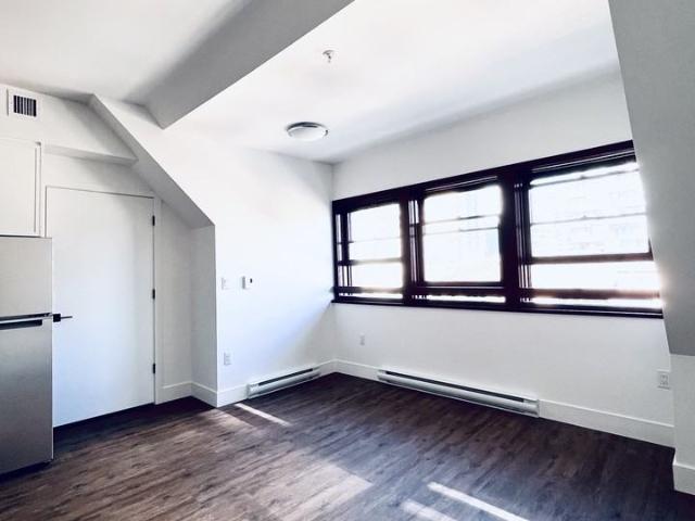 Apartment for rent in Vancouver, British Columbia