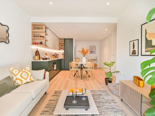 Apartment for rent in Brent Cross, Greater London
