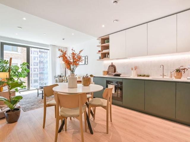 House for rent in Brent Cross, Greater London