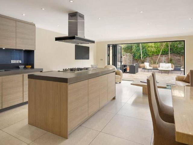 House for rent in St. John's Wood, Greater London