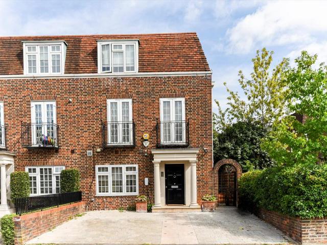 House for rent in St. John's Wood, Greater London