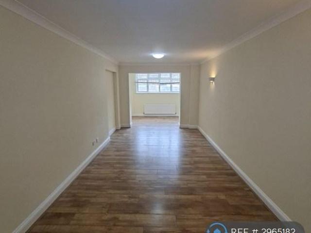 Apartment for rent in Gerrards Cross, Denham