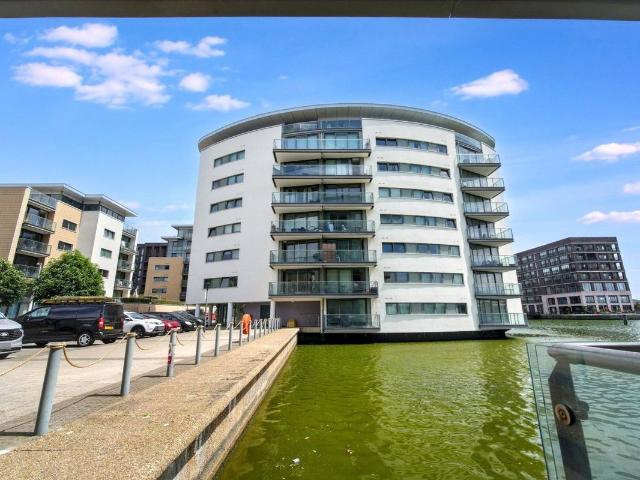 Apartment for rent in London Borough of Newham, Greater London
