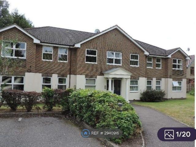 Apartment for rent in Old Dean, Heol-las