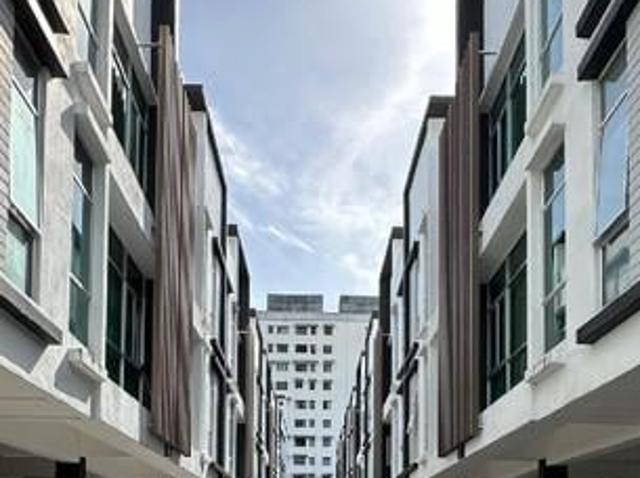 Townhouse for rent in Georgetown, Penang