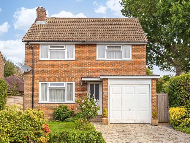 House for rent in Copthorne, Mid Sussex