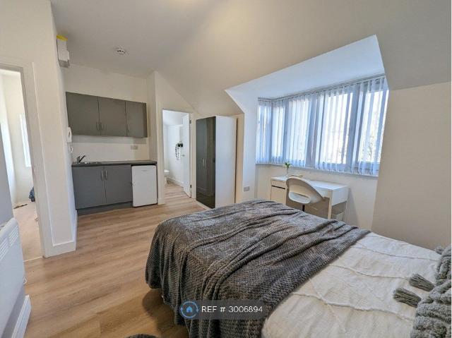 Room for rent in London Borough of Harrow, Greater London