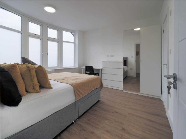 Studio for rent in Harrow Weald, Greater London