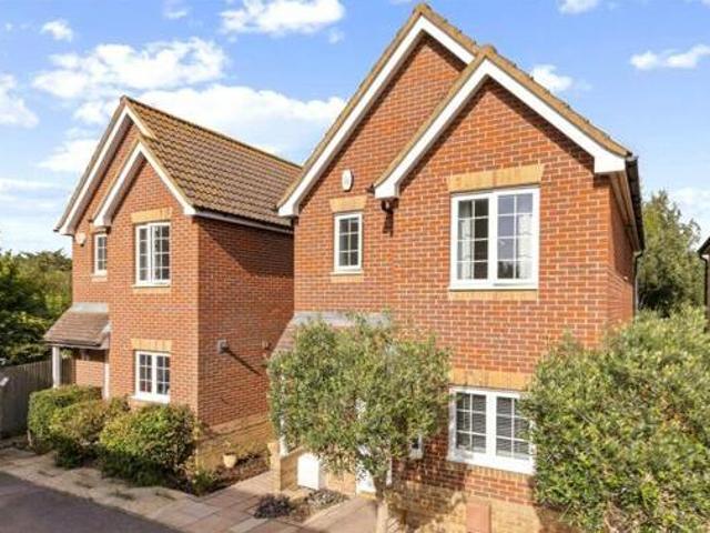 House for sale in Donnington, Littlecote