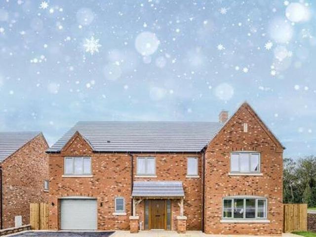 House for sale in Camp Hill, Warwickshire