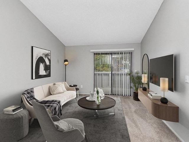 Apartment for rent in Solano, California
