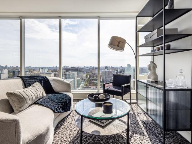 Apartment for rent in Somerset, Ottawa