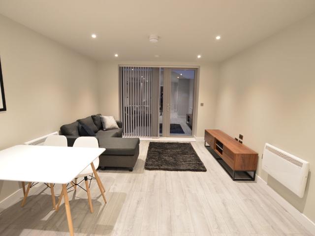 Apartment for rent in Slough, Isle Of Man